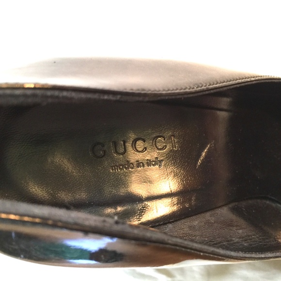 GUCCI PATENT LEATHER BLACK PUMPS WITH BEIGE RUBBER HEELS MADE IN ITALY SIZE 35-5 - Picture 7 of 10